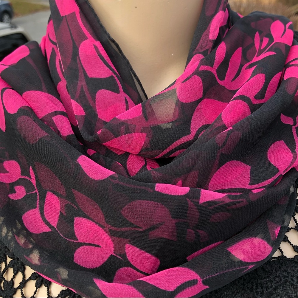 Pink/Black Floral Chiffon Scarf! NEW w/Defect